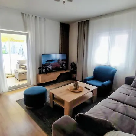 In Split-free Parking Daire