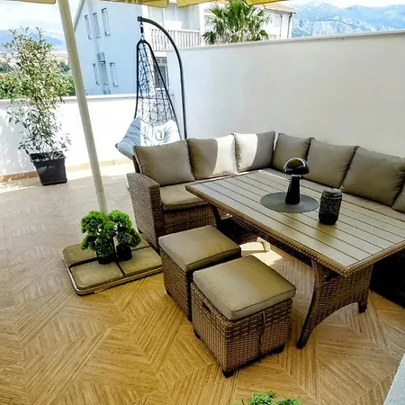 In Split-free Parking * Split