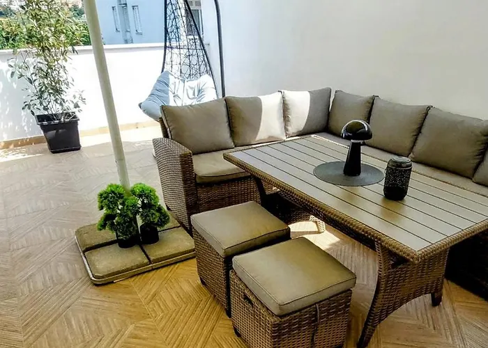 In Split-free Parking * Split